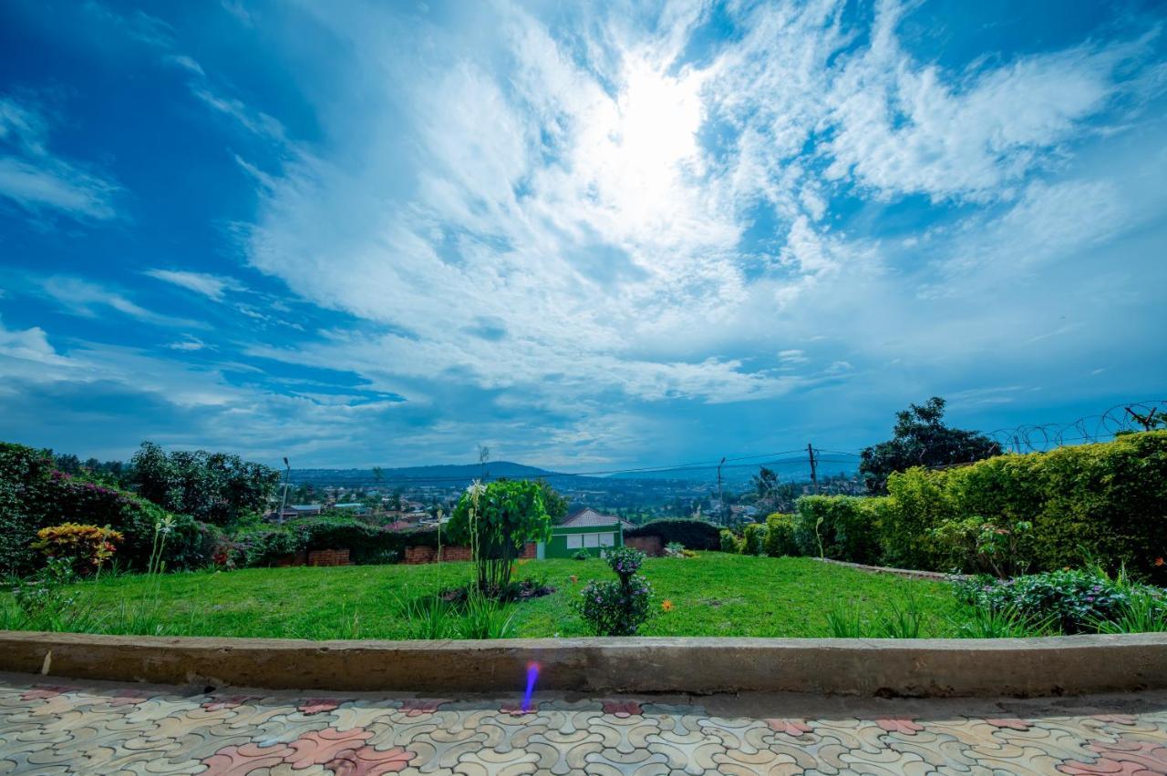 Nazareth Guest House Kigali Esterno foto