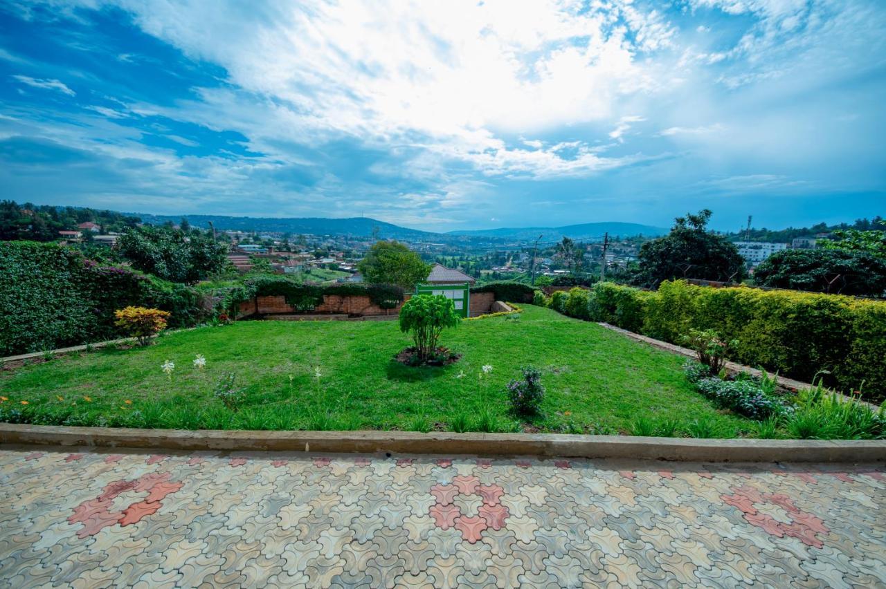 Nazareth Guest House Kigali Esterno foto