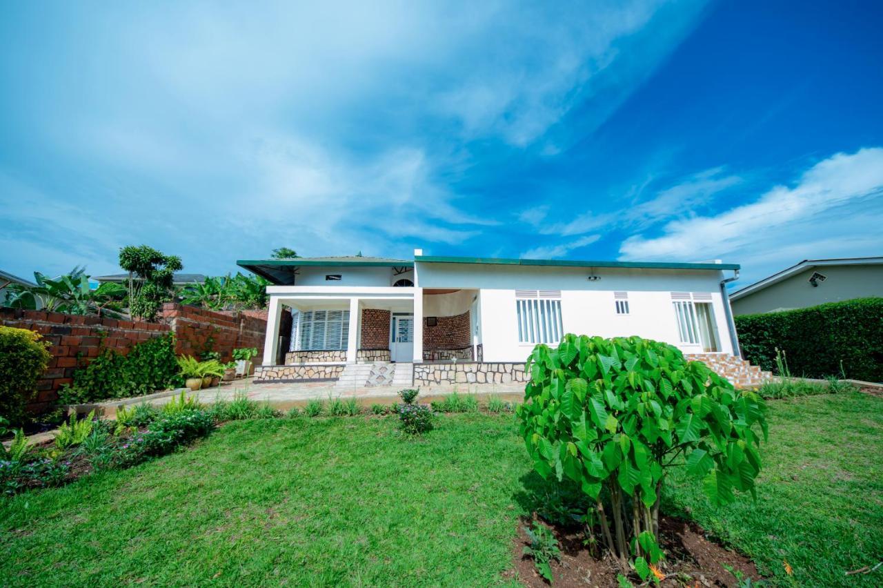 Nazareth Guest House Kigali Esterno foto