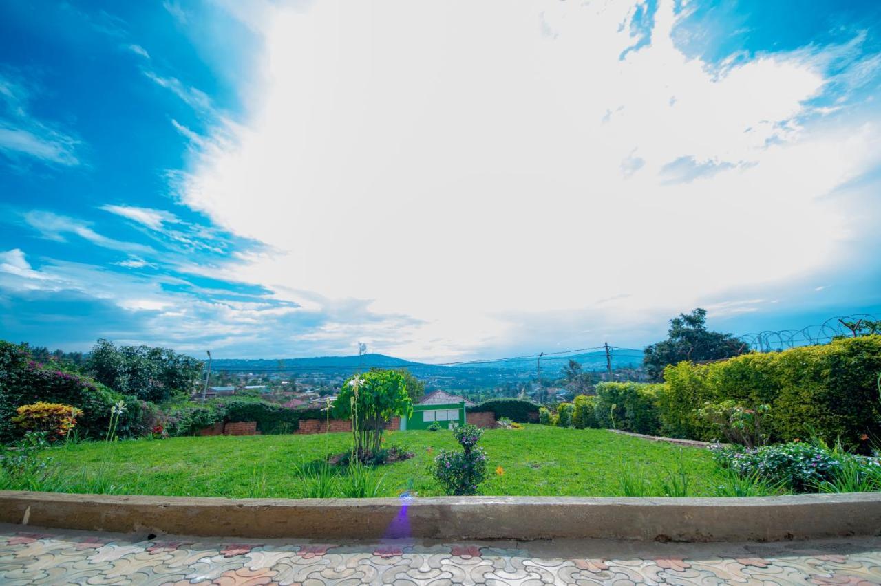Nazareth Guest House Kigali Esterno foto